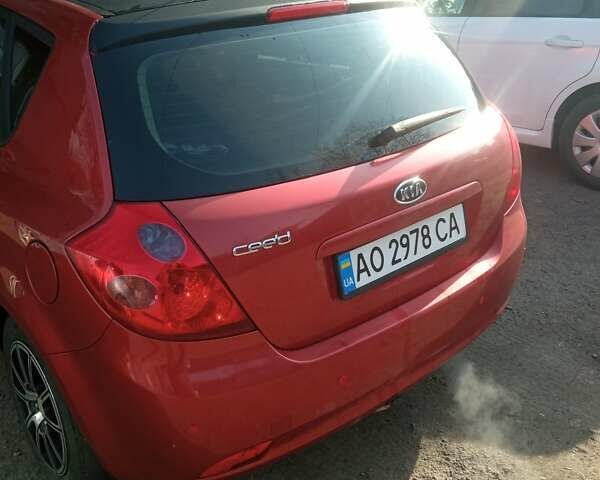 Червоний Кіа Сід, об'ємом двигуна 1.4 л та пробігом 192 тис. км за 4000 $, фото 4 на Automoto.ua