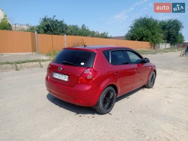 Красный Киа Сид, объемом двигателя 1.4 л и пробегом 286 тыс. км за 4450 $, фото 9 на Automoto.ua
