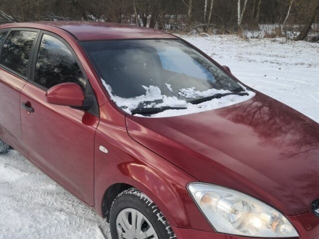 Червоний Кіа Сід, об'ємом двигуна 1.4 л та пробігом 270 тис. км за 4600 $, фото 4 на Automoto.ua