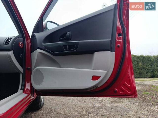 Красный Киа Сид, объемом двигателя 1.4 л и пробегом 180 тыс. км за 4300 $, фото 10 на Automoto.ua