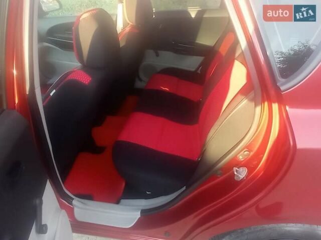 Красный Киа Сид, объемом двигателя 1.4 л и пробегом 286 тыс. км за 4450 $, фото 1 на Automoto.ua