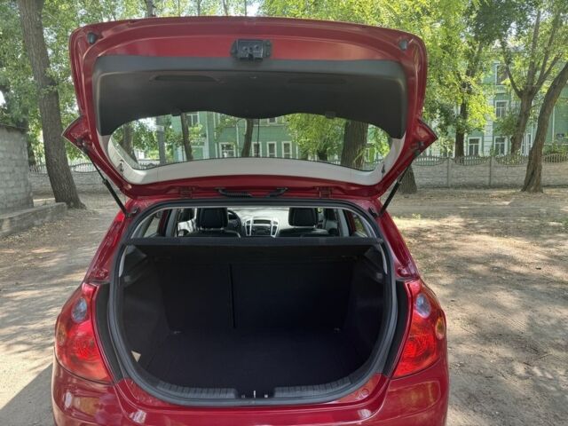 Красный Киа Сид, объемом двигателя 2 л и пробегом 140 тыс. км за 7400 $, фото 5 на Automoto.ua