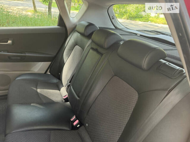 Красный Киа Сид, объемом двигателя 2 л и пробегом 140 тыс. км за 7500 $, фото 3 на Automoto.ua
