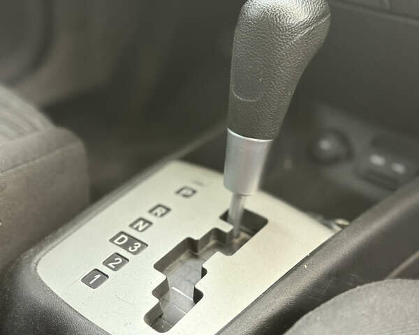 Киа Сид 2007 в Запорожье на Automoto.ua Красный Киа Сид, объемом двигателя 2 л и пробегом 299 тыс. км за 4450 $, фото 9 на Automoto.ua