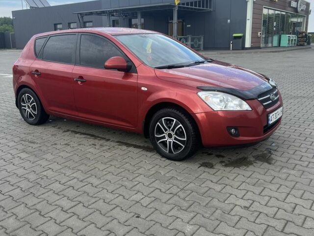 Червоний Кіа Сід, об'ємом двигуна 1.6 л та пробігом 220 тис. км за 4250 $, фото 5 на Automoto.ua