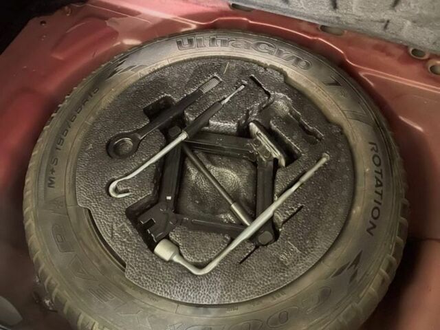 Красный Киа Сид, объемом двигателя 1.6 л и пробегом 181 тыс. км за 6200 $, фото 17 на Automoto.ua