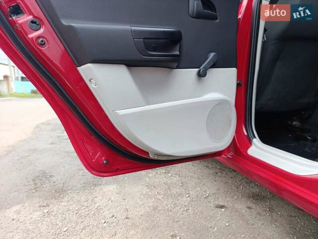 Красный Киа Сид, объемом двигателя 1.4 л и пробегом 180 тыс. км за 4300 $, фото 6 на Automoto.ua