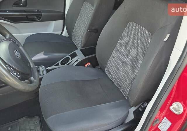 Красный Киа Сид, объемом двигателя 1.4 л и пробегом 207 тыс. км за 5400 $, фото 34 на Automoto.ua