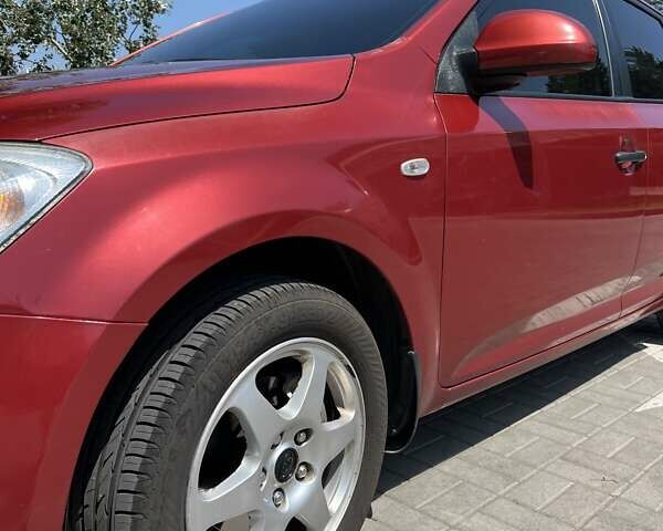 Красный Киа Сид, объемом двигателя 1.59 л и пробегом 168 тыс. км за 5900 $, фото 11 на Automoto.ua