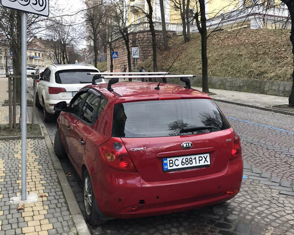 Красный Киа Сид, объемом двигателя 1.6 л и пробегом 265 тыс. км за 4300 $, фото 2 на Automoto.ua