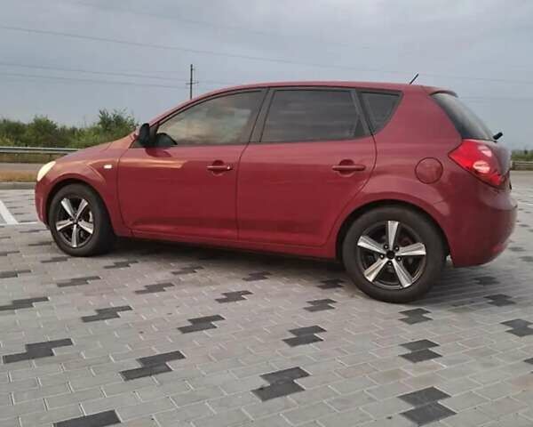 Красный Киа Сид, объемом двигателя 1.6 л и пробегом 237 тыс. км за 6200 $, фото 9 на Automoto.ua