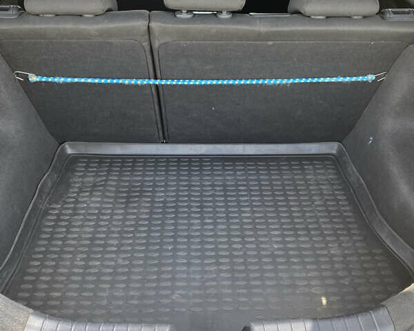 Красный Киа Сид, объемом двигателя 1.4 л и пробегом 166 тыс. км за 6200 $, фото 15 на Automoto.ua