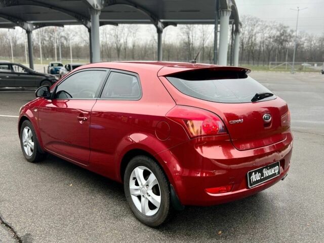 Червоний Кіа Сід, об'ємом двигуна 0 л та пробігом 166 тис. км за 5500 $, фото 4 на Automoto.ua