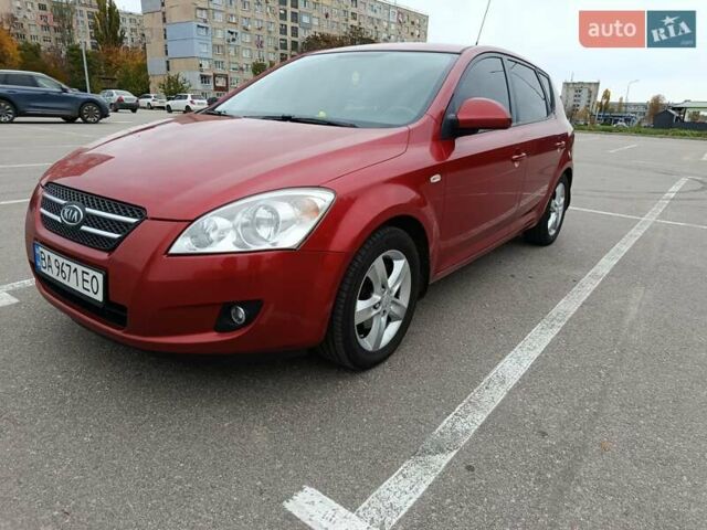 Киа Сид 2008 в Кропивницком (Кировограде) на Automoto.ua Красный Киа Сид, объемом двигателя 2 л и пробегом 208 тыс. км за 6500 $, фото 7 на Automoto.ua