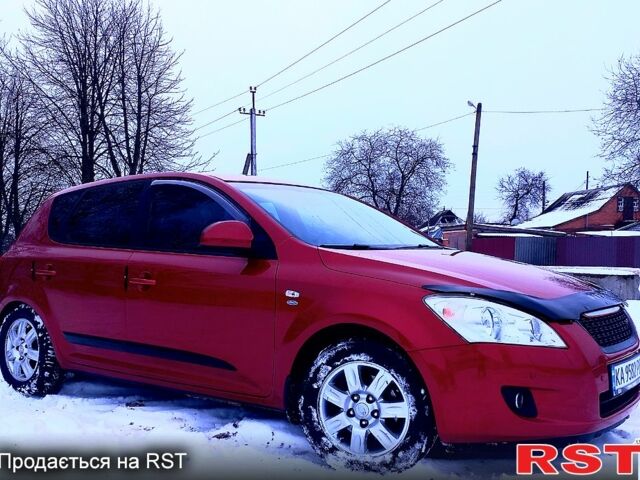 Красный Киа Сид, объемом двигателя 2 л и пробегом 191 тыс. км за 7900 $, фото 9 на Automoto.ua