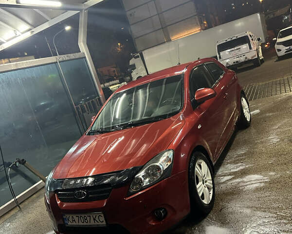 Червоний Кіа Сід, об'ємом двигуна 1.59 л та пробігом 130 тис. км за 5500 $, фото 1 на Automoto.ua