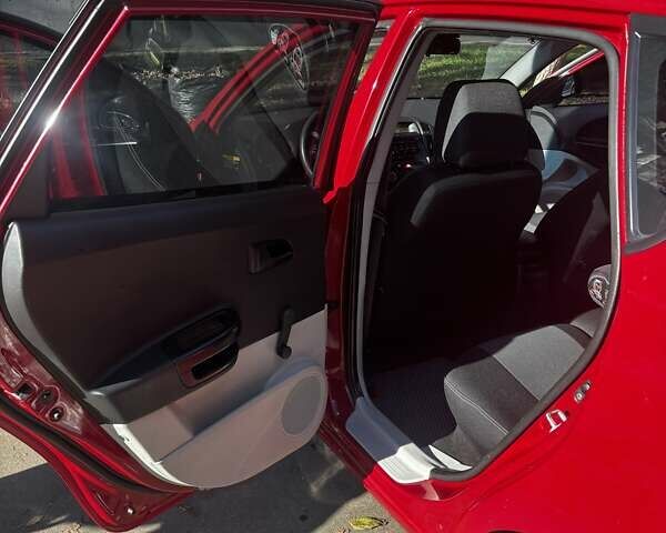 Красный Киа Сид, объемом двигателя 1.6 л и пробегом 308 тыс. км за 5500 $, фото 9 на Automoto.ua