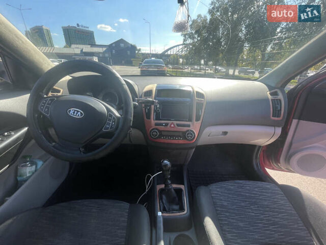 Красный Киа Сид, объемом двигателя 1.59 л и пробегом 299 тыс. км за 4200 $, фото 24 на Automoto.ua