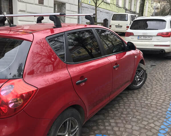 Красный Киа Сид, объемом двигателя 1.6 л и пробегом 265 тыс. км за 4300 $, фото 5 на Automoto.ua