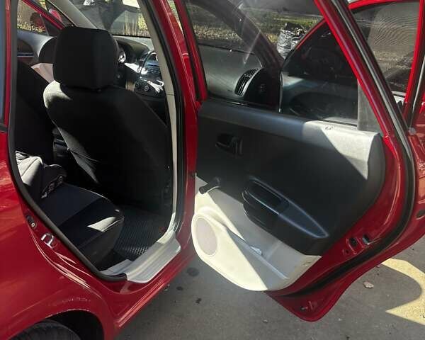 Красный Киа Сид, объемом двигателя 1.6 л и пробегом 308 тыс. км за 5500 $, фото 10 на Automoto.ua