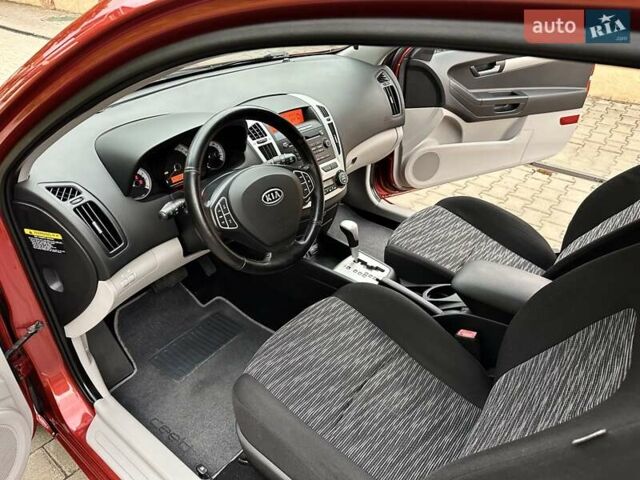 Червоний Кіа Сід, об'ємом двигуна 1.6 л та пробігом 113 тис. км за 7400 $, фото 39 на Automoto.ua