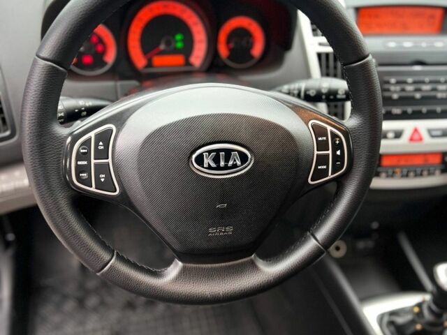 Червоний Кіа Сід, об'ємом двигуна 0 л та пробігом 166 тис. км за 5500 $, фото 6 на Automoto.ua