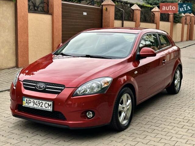 Червоний Кіа Сід, об'ємом двигуна 1.6 л та пробігом 113 тис. км за 7400 $, фото 24 на Automoto.ua