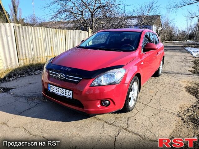 Красный Киа Сид, объемом двигателя 2 л и пробегом 220 тыс. км за 5000 $, фото 6 на Automoto.ua