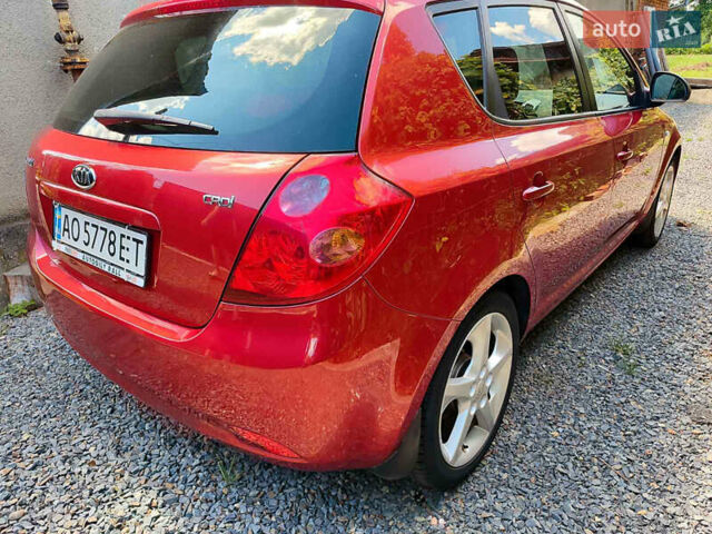 Красный Киа Сид, объемом двигателя 1.6 л и пробегом 185 тыс. км за 5300 $, фото 2 на Automoto.ua