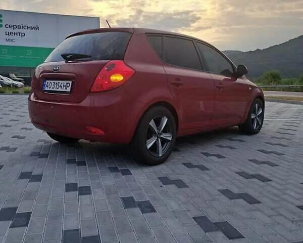 Красный Киа Сид, объемом двигателя 1.6 л и пробегом 237 тыс. км за 6200 $, фото 7 на Automoto.ua