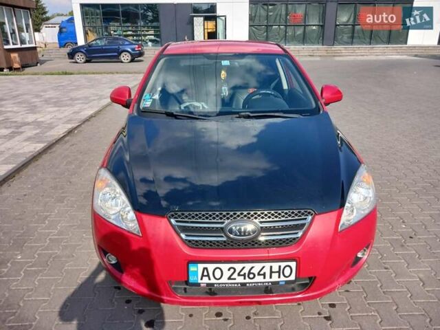 Красный Киа Сид, объемом двигателя 1.6 л и пробегом 227 тыс. км за 4400 $, фото 7 на Automoto.ua
