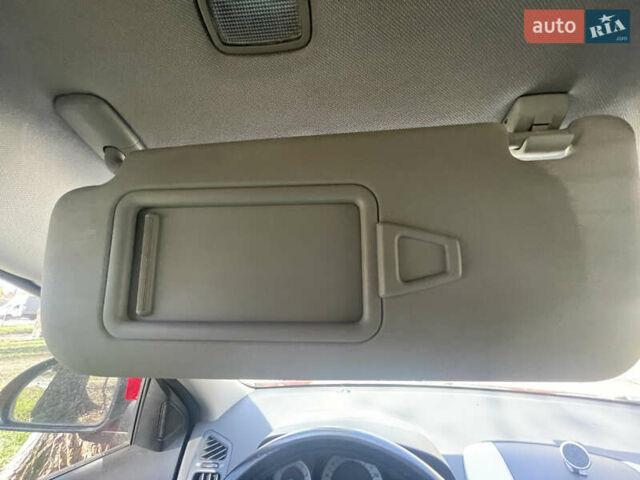 Красный Киа Сид, объемом двигателя 1.6 л и пробегом 90 тыс. км за 5999 $, фото 10 на Automoto.ua