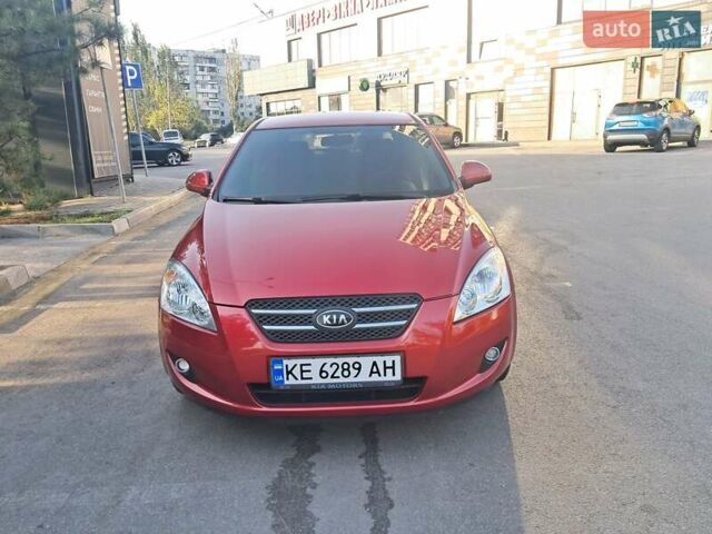 Красный Киа Сид, объемом двигателя 1.59 л и пробегом 169 тыс. км за 6800 $, фото 1 на Automoto.ua