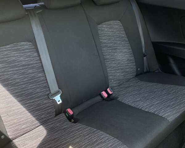 Красный Киа Сид, объемом двигателя 1.4 л и пробегом 166 тыс. км за 6200 $, фото 17 на Automoto.ua