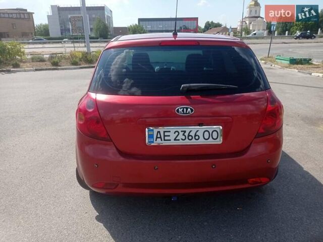 Красный Киа Сид, объемом двигателя 1.59 л и пробегом 266 тыс. км за 5500 $, фото 1 на Automoto.ua