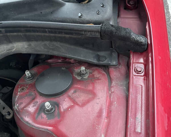 Красный Киа Сид, объемом двигателя 1.59 л и пробегом 303 тыс. км за 4100 $, фото 12 на Automoto.ua