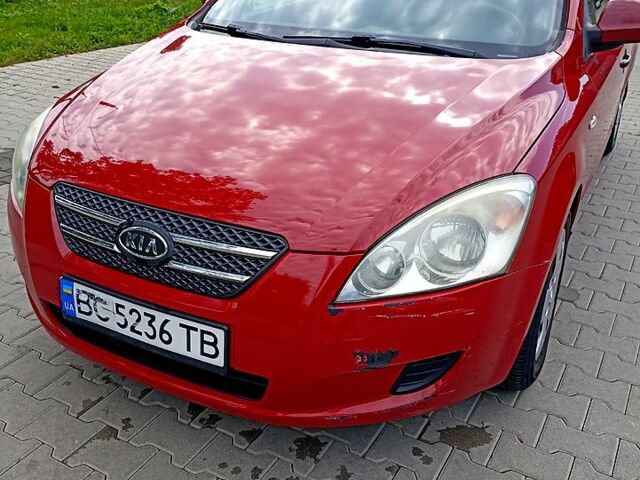 Красный Киа Сид, объемом двигателя 1.4 л и пробегом 190 тыс. км за 3700 $, фото 3 на Automoto.ua