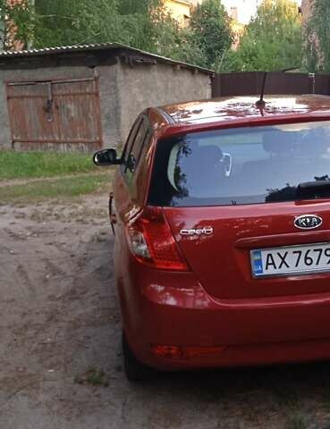 Красный Киа Сид, объемом двигателя 1.6 л и пробегом 134 тыс. км за 7500 $, фото 12 на Automoto.ua