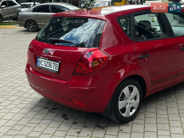Красный Киа Сид, объемом двигателя 1.4 л и пробегом 193 тыс. км за 3999 $, фото 11 на Automoto.ua
