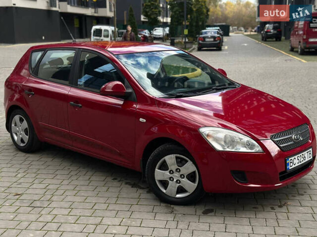 Красный Киа Сид, объемом двигателя 1.4 л и пробегом 193 тыс. км за 3999 $, фото 5 на Automoto.ua