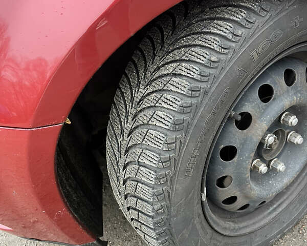 Красный Киа Сид, объемом двигателя 0 л и пробегом 216 тыс. км за 5899 $, фото 3 на Automoto.ua