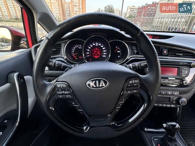 Красный Киа Сид, объемом двигателя 1.59 л и пробегом 128 тыс. км за 13500 $, фото 11 на Automoto.ua