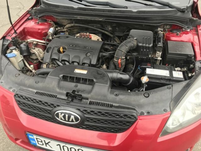 Червоний Кіа Сід, об'ємом двигуна 1.6 л та пробігом 280 тис. км за 6300 $, фото 4 на Automoto.ua