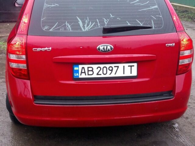 Червоний Кіа Сід, об'ємом двигуна 1.6 л та пробігом 398 тис. км за 5486 $, фото 5 на Automoto.ua