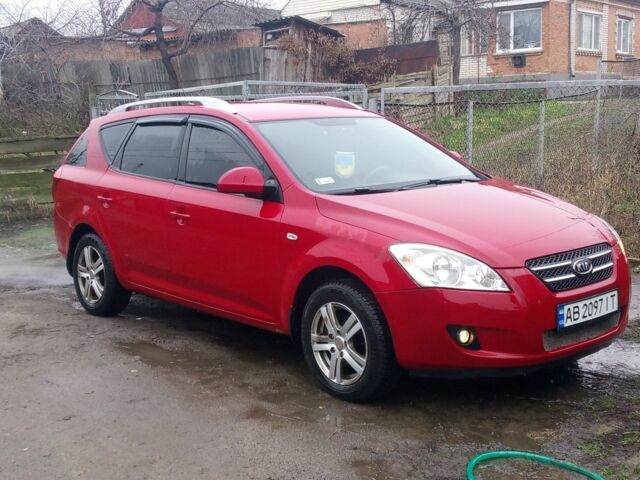 Червоний Кіа Сід, об'ємом двигуна 1.6 л та пробігом 398 тис. км за 5486 $, фото 6 на Automoto.ua