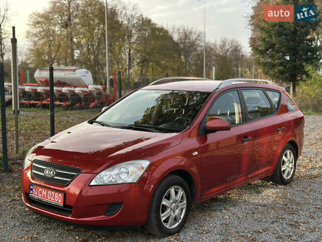 Красный Киа Сид, объемом двигателя 1.4 л и пробегом 224 тыс. км за 5600 $, фото 8 на Automoto.ua