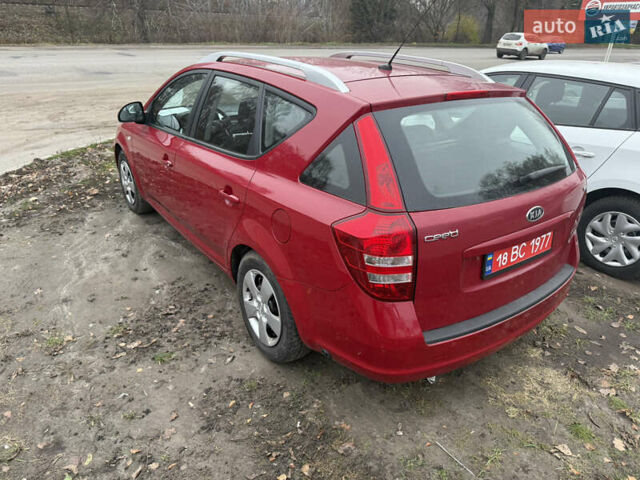 Красный Киа Сид, объемом двигателя 1.4 л и пробегом 207 тыс. км за 6500 $, фото 7 на Automoto.ua