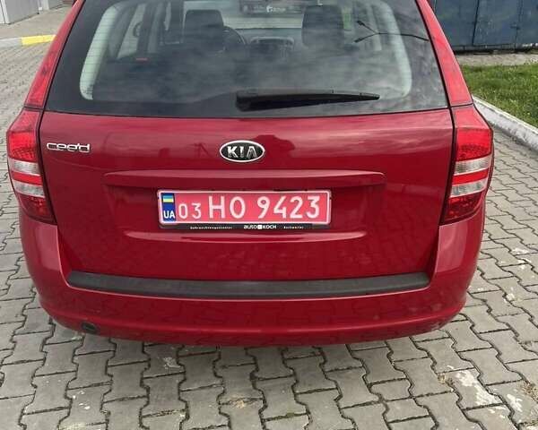 Киа Сид 2008 в Ковель на Automoto.ua Красный Киа Сид, объемом двигателя 1.4 л и пробегом 231 тыс. км за 5800 $, фото 1 на Automoto.ua