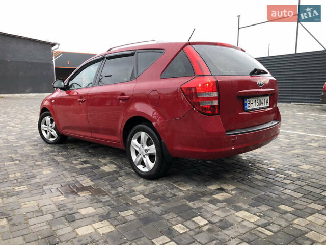 Красный Киа Сид, объемом двигателя 1.6 л и пробегом 248 тыс. км за 4599 $, фото 7 на Automoto.ua