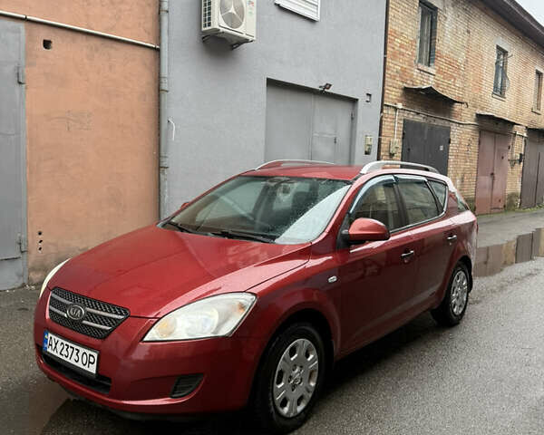 Красный Киа Сид, объемом двигателя 1.58 л и пробегом 207 тыс. км за 4500 $, фото 3 на Automoto.ua